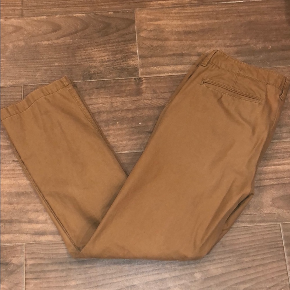 American Eagle Khakis